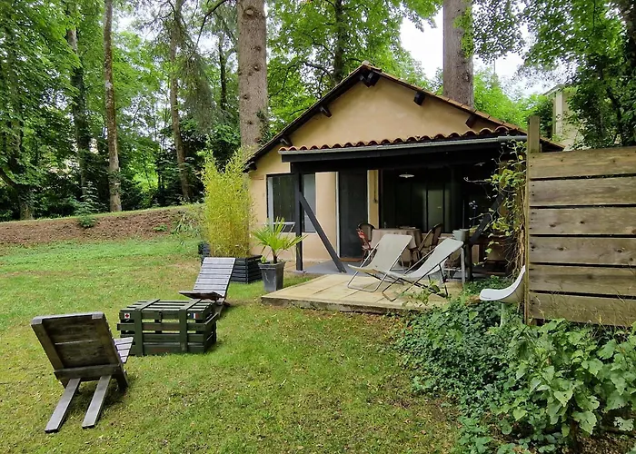 Casa de Férias L'atelier De Plain Pieds Acces Piscine